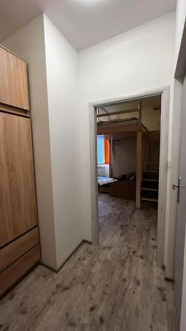 A Comfy Apartment In Прага